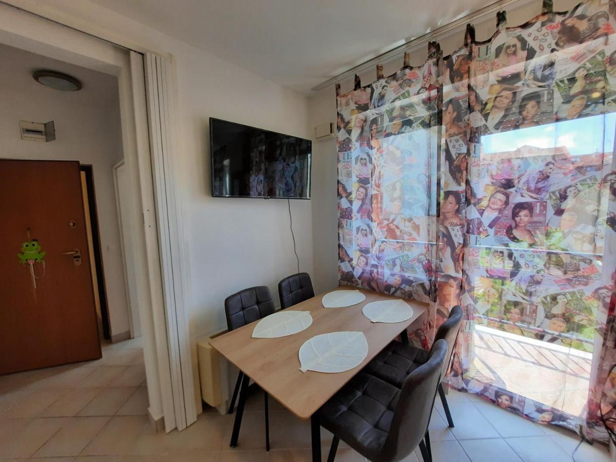 Crazy Frog Gambrinusz Ii. Apartment Hajduszoboszlo Exterior photo